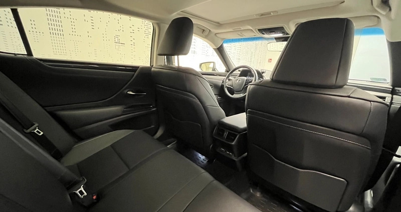 Lexus ES cena 182900 przebieg: 59042, rok produkcji 2021 z Bolesławiec małe 211